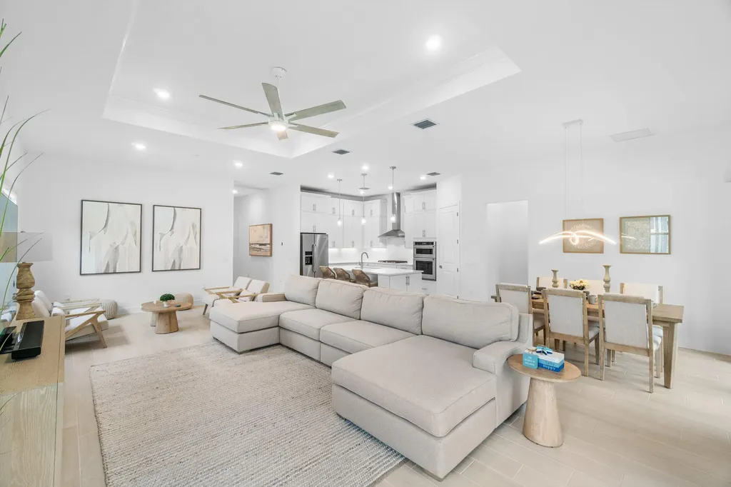 9303 Cape Honey Bee Lane Lake Worth FL 33467
