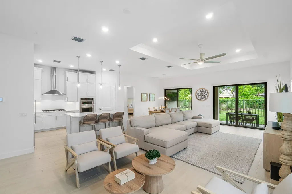 9303 Cape Honey Bee Lane Lake Worth FL 33467
