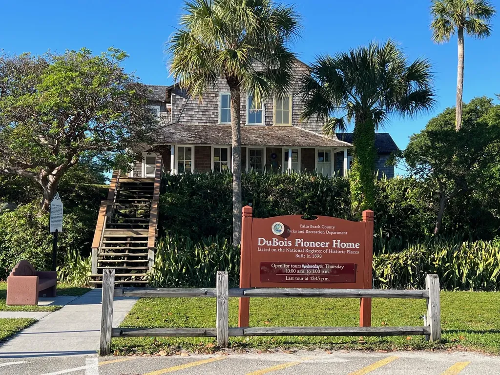 700 N Perry Avenue Jupiter FL 33458