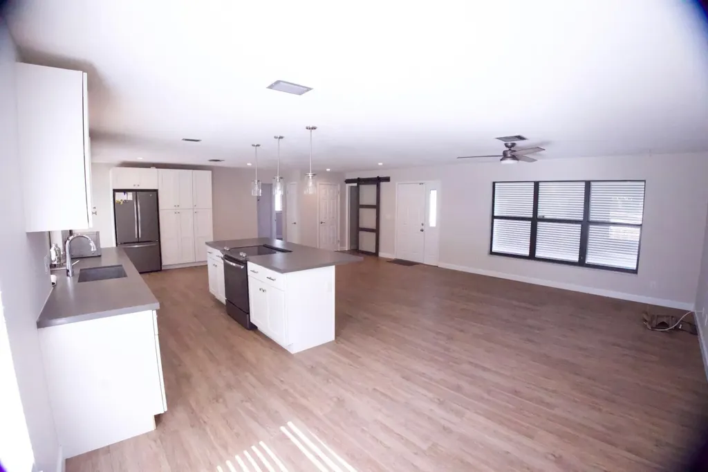 700 N Perry Avenue Jupiter FL 33458