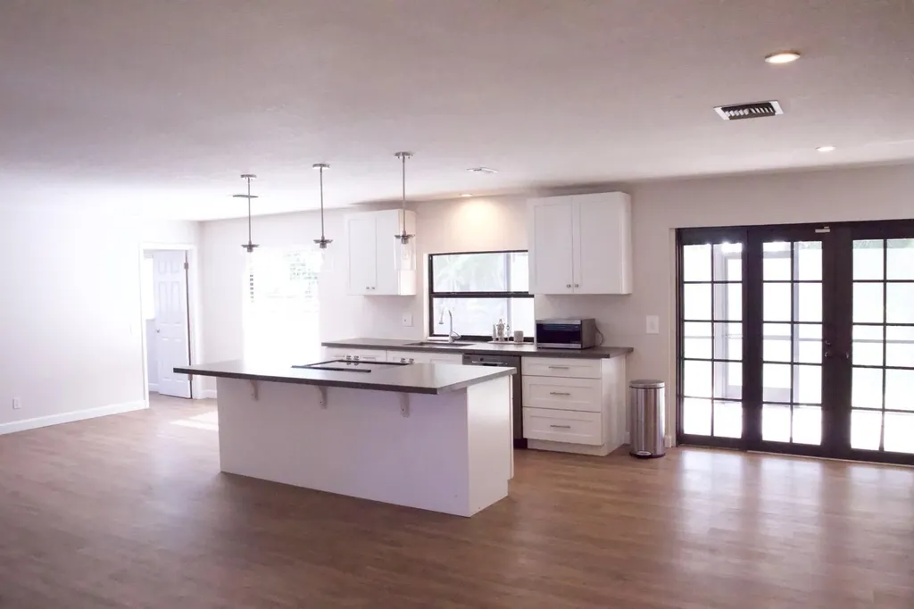 700 N Perry Avenue Jupiter FL 33458
