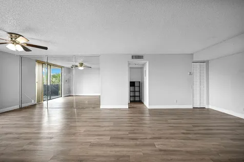 6190 Woodlands Boulevard Tamarac FL 33319