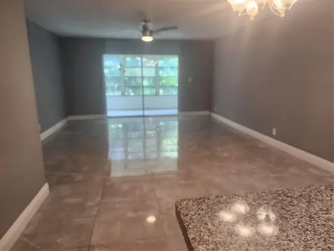 8205 NW 61st Street NW Tamarac FL 33321