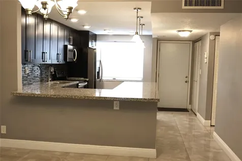 8205 NW 61st Street NW Tamarac FL 33321