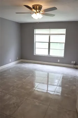 8205 NW 61st Street NW Tamarac FL 33321