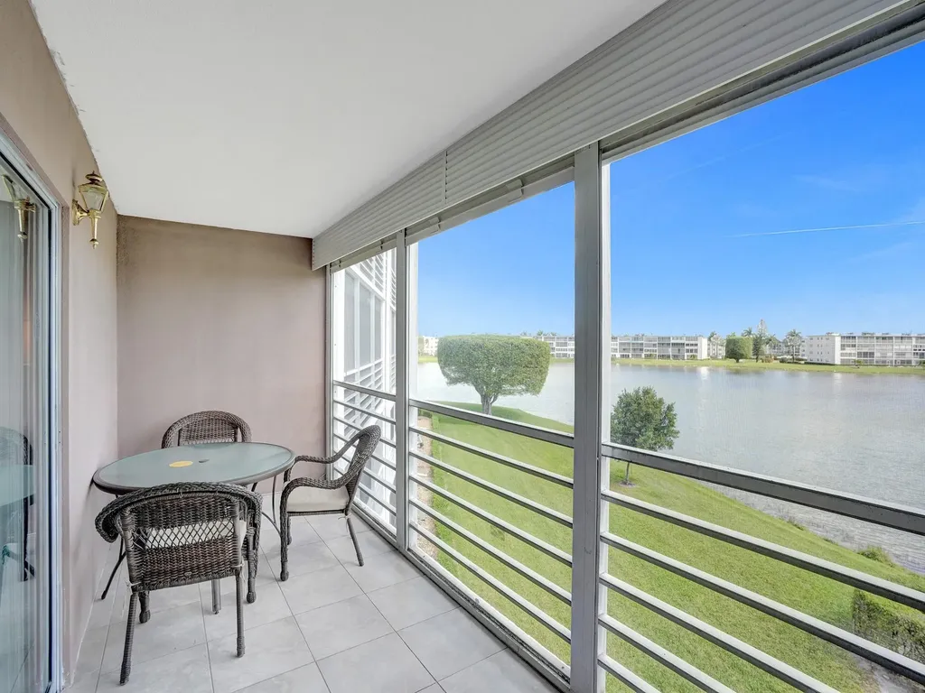 3014 Cornwall A Boca Raton FL 33434