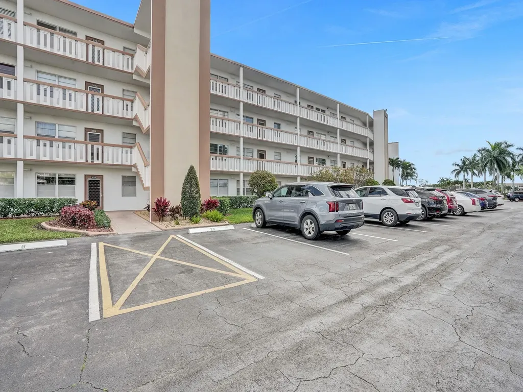 3014 Cornwall A Boca Raton FL 33434