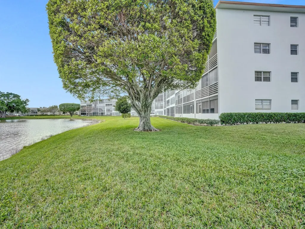 3014 Cornwall A Boca Raton FL 33434