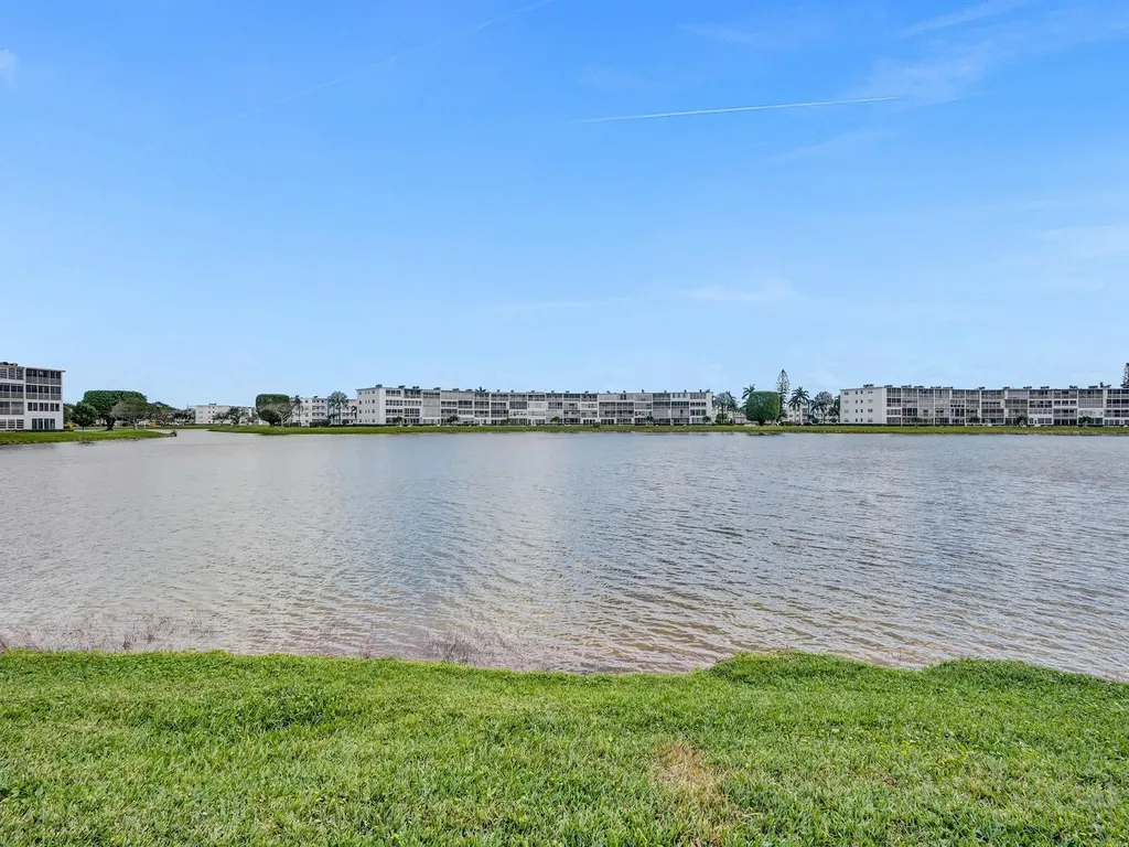3014 Cornwall A Boca Raton FL 33434