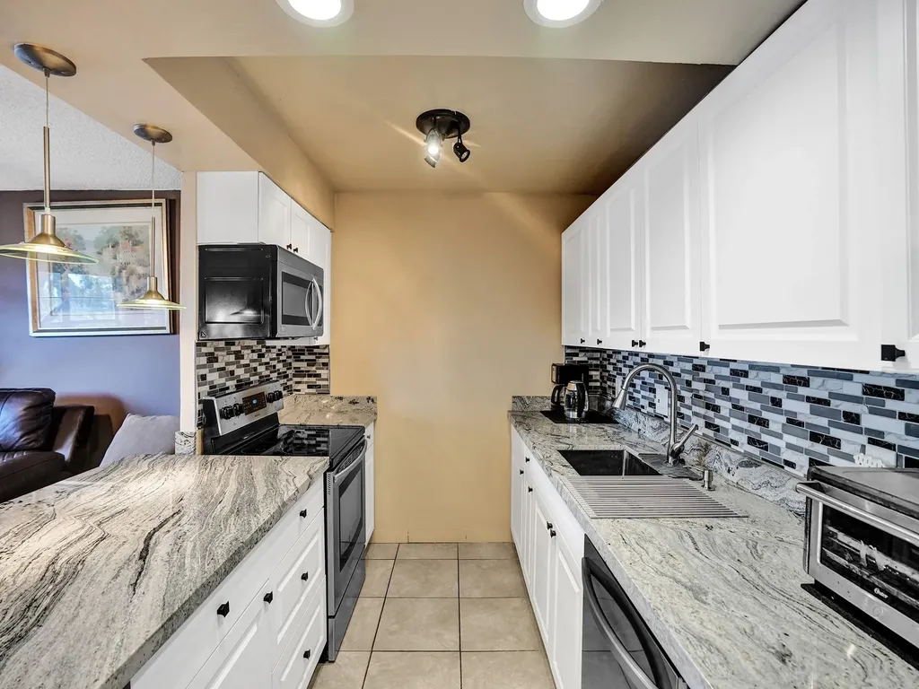 3014 Cornwall A Boca Raton FL 33434