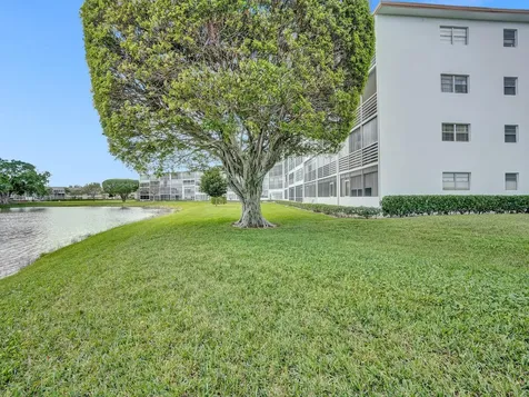 3014 Cornwall A Boca Raton FL 33434