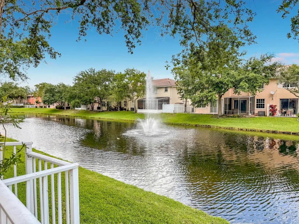 3990 NW 92nd Avenue Sunrise FL 33351