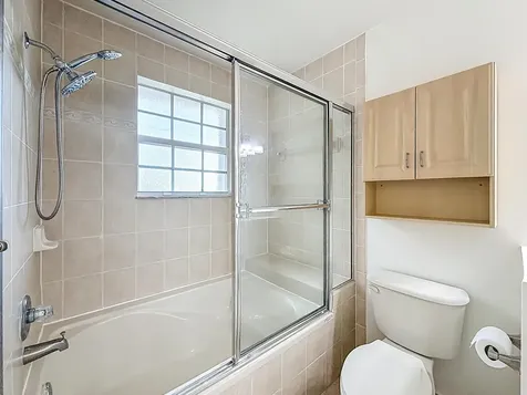 3990 NW 92nd Avenue Sunrise FL 33351