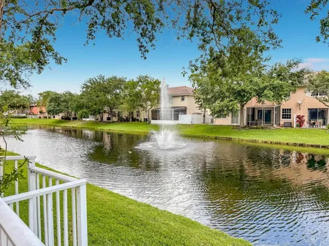 3990 NW 92nd Avenue Sunrise FL 33351