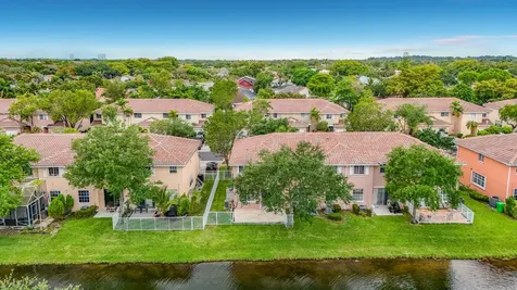 3990 NW 92nd Avenue Sunrise FL 33351