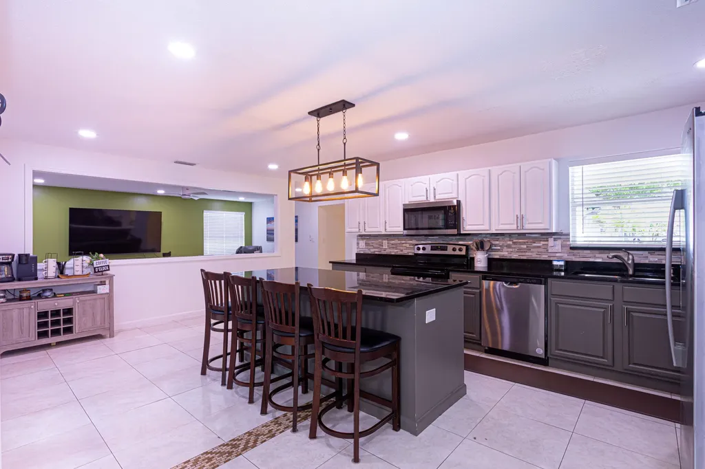 5756 Orchard Way West Palm Beach FL 33417