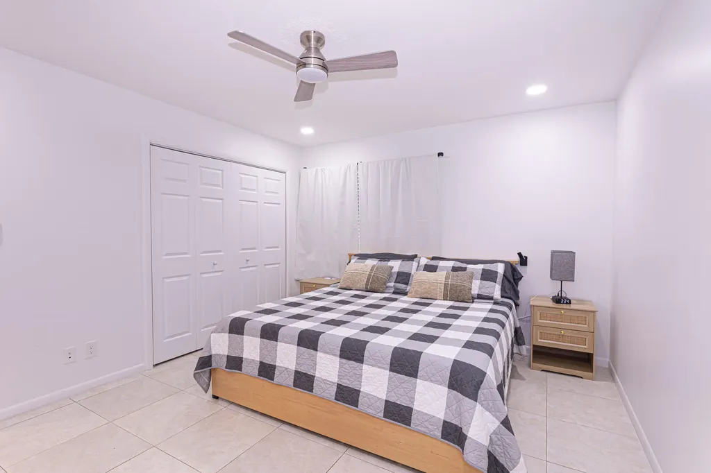 5756 Orchard Way West Palm Beach FL 33417