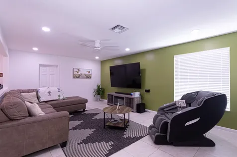 5756 Orchard Way West Palm Beach FL 33417