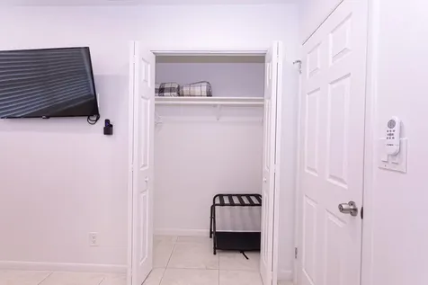 5756 Orchard Way West Palm Beach FL 33417