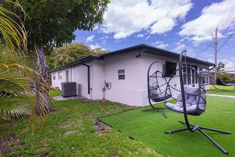 5756 Orchard Way West Palm Beach FL 33417