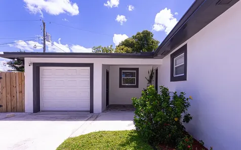 5756 Orchard Way West Palm Beach FL 33417