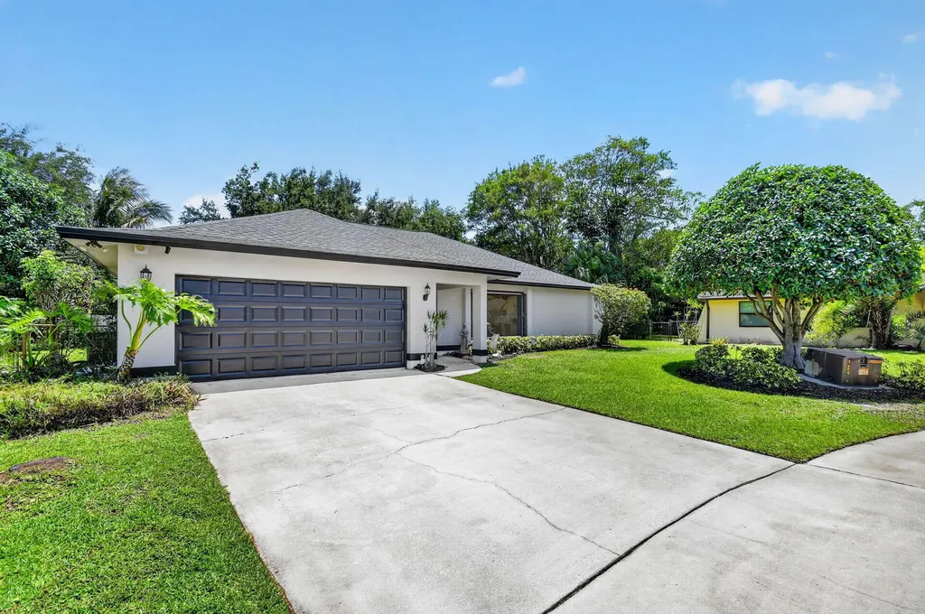 980 Ryanwood Drive West Palm Beach FL 33413