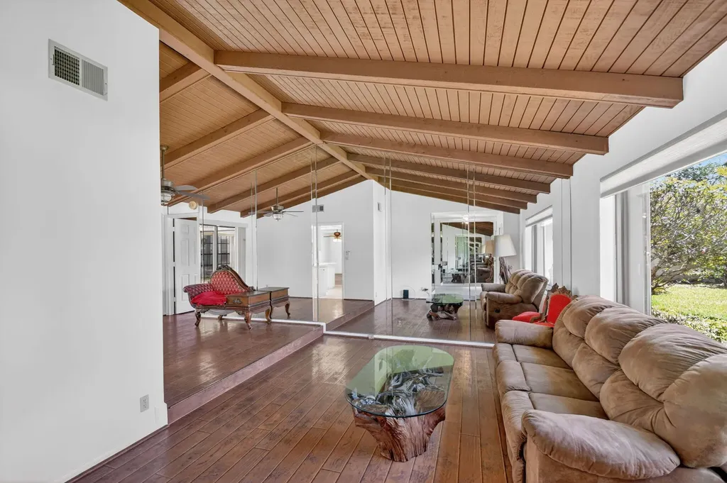 980 Ryanwood Drive West Palm Beach FL 33413