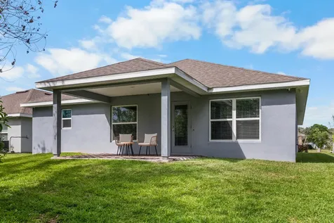 886 NE Whistling Duck Way Port St Lucie FL 34983