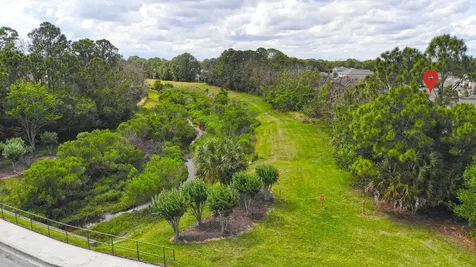 886 NE Whistling Duck Way Port St Lucie FL 34983