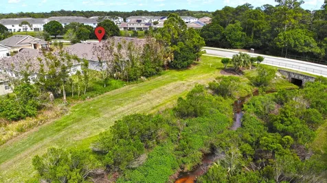 886 NE Whistling Duck Way Port St Lucie FL 34983