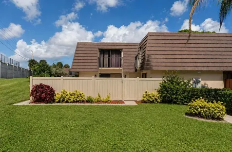 7312 73rd Way West Palm Beach FL 33407