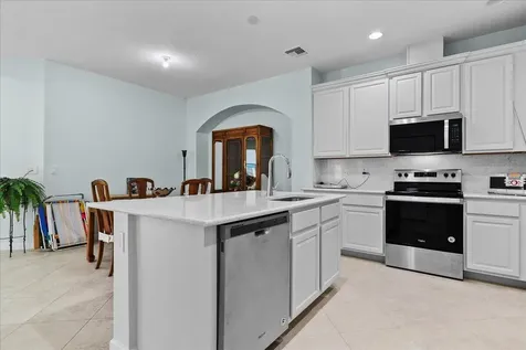 12842 SW Lake Fern Circle Port St Lucie FL 34987