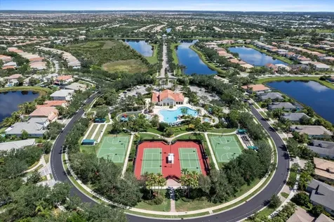 12842 SW Lake Fern Circle Port St Lucie FL 34987