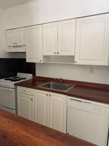 1911 NE 8th Court Fort Lauderdale FL 33304