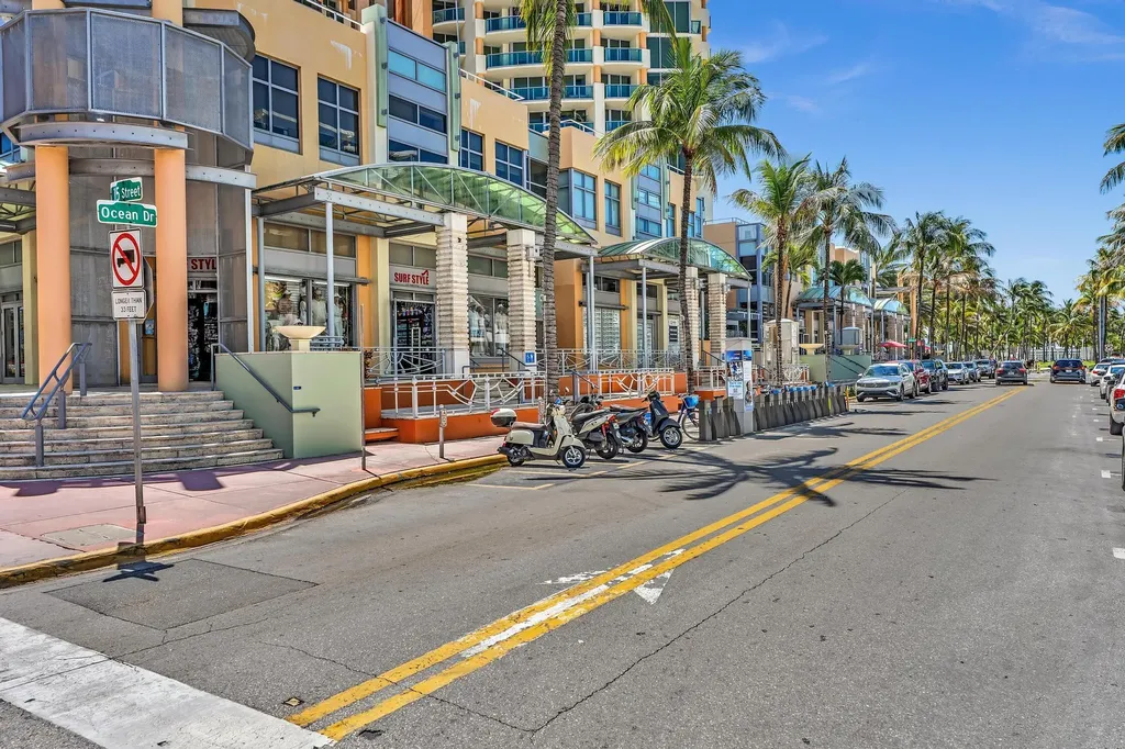 1460 Ocean Drive Miami Beach FL 33139