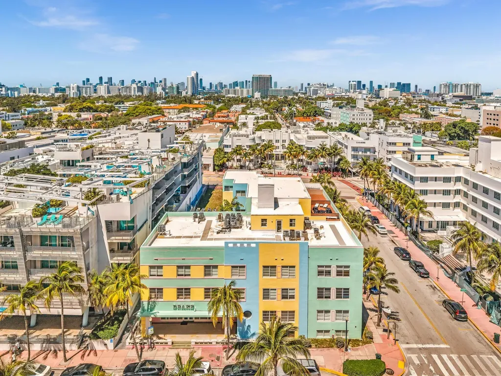 1460 Ocean Drive Miami Beach FL 33139