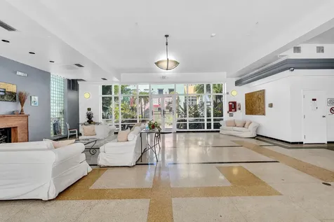 1460 Ocean Drive Miami Beach FL 33139