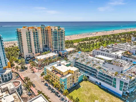 1460 Ocean Drive Miami Beach FL 33139