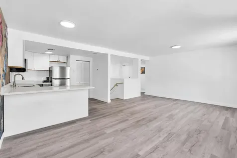 1460 Ocean Drive Miami Beach FL 33139