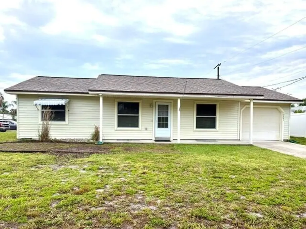 10841 SE Fir Drive Hobe Sound FL 33455