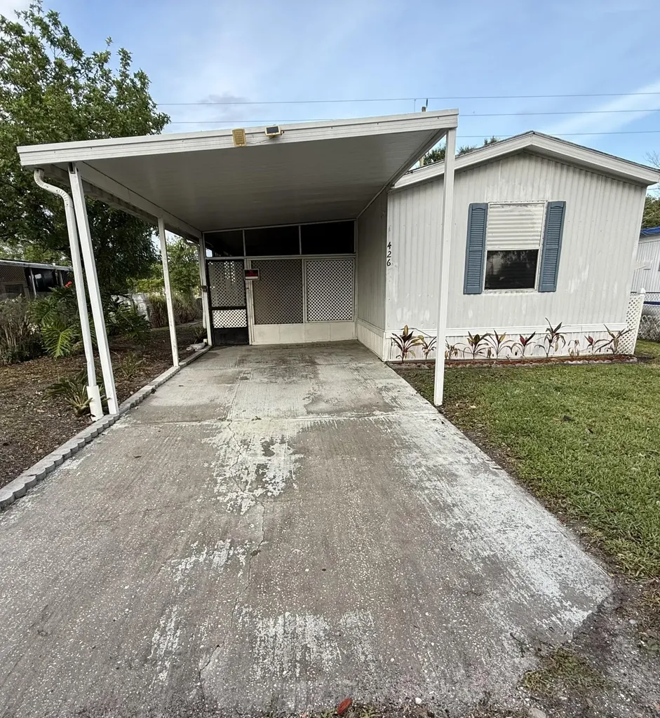 426 NE 31st Terrace Okeechobee FL 34974