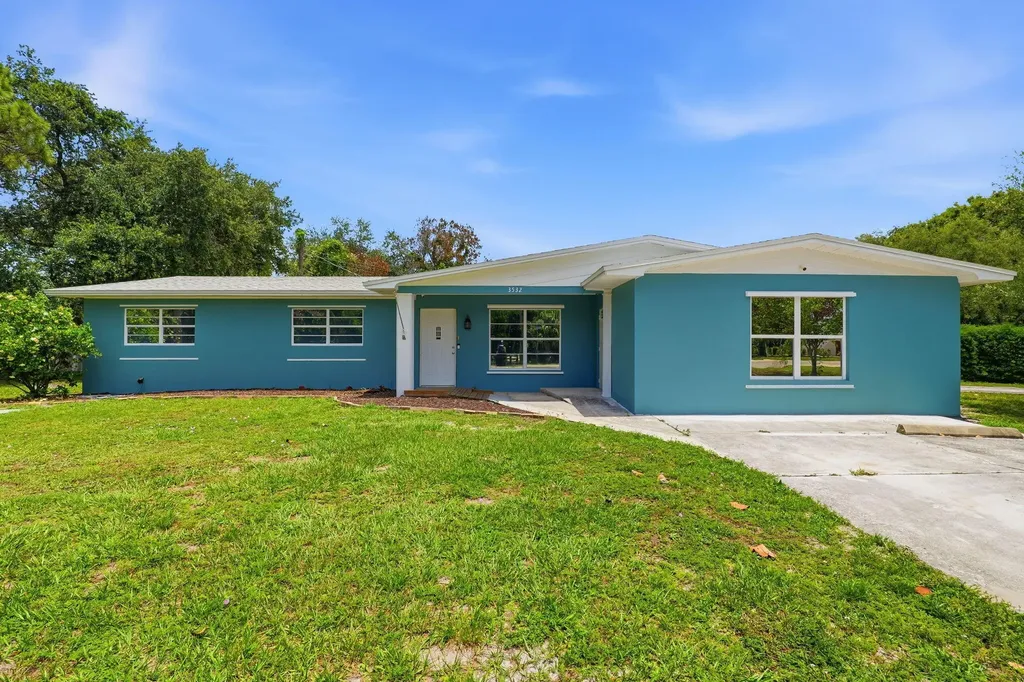 3532 Sunrise Boulevard Fort Pierce FL 34982