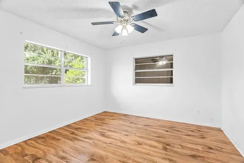 3532 Sunrise Boulevard Fort Pierce FL 34982
