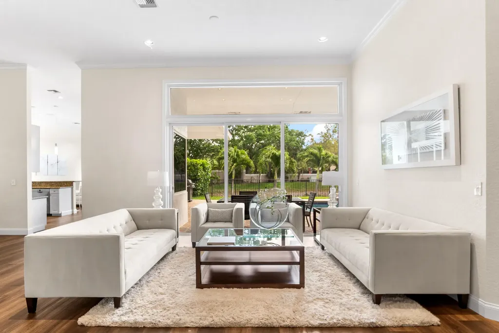 7276 NW 63rd Terrace Parkland FL 33067