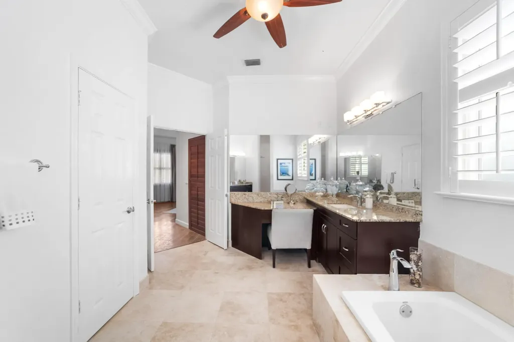 7276 NW 63rd Terrace Parkland FL 33067