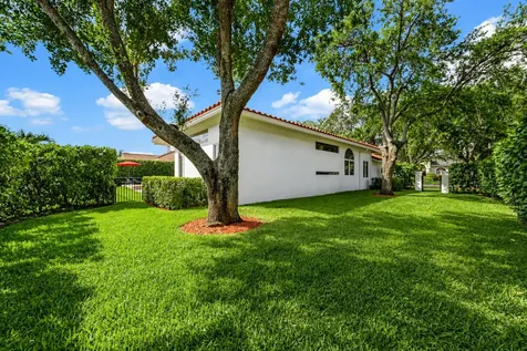 7276 NW 63rd Terrace Parkland FL 33067