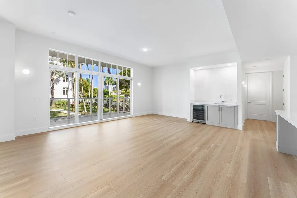 178 Lake Drive Palm Beach Shores FL 33404