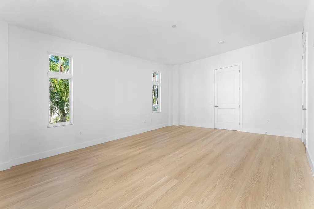 178 Lake Drive Palm Beach Shores FL 33404
