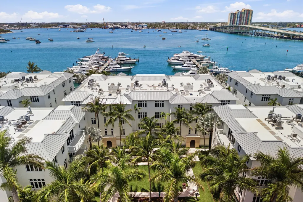 178 Lake Drive Palm Beach Shores FL 33404