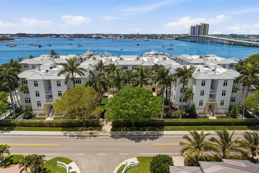178 Lake Drive Palm Beach Shores FL 33404